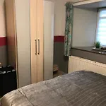 דירה Zum Burgblick *