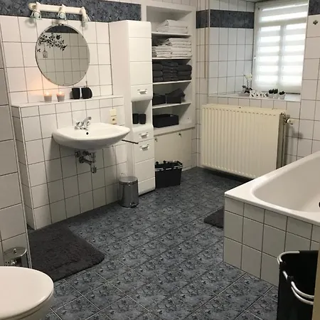 公寓 Zum Burgblick 伯格罗伊兰