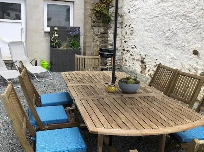 Zum Burgblick Burg Reuland